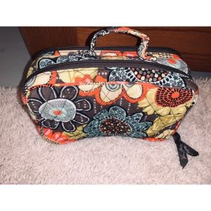 Vera Bradley make up bag (flower shower)